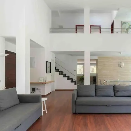 Calma Villa. De Lujo, Jacuzzi Y Piscina 아파트